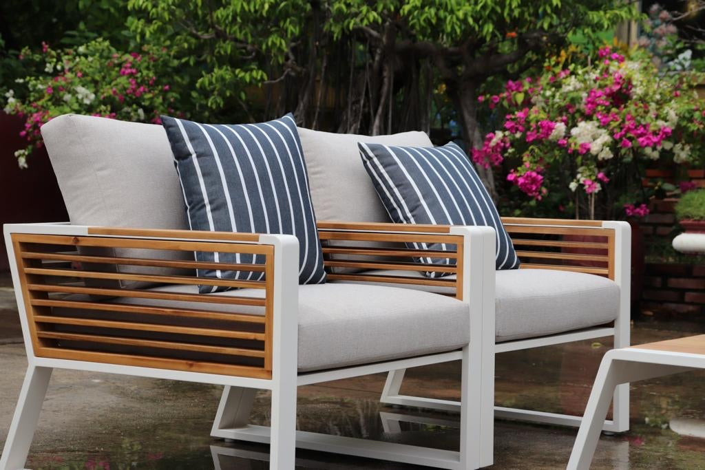 Morlaix 4 Piece Hampton Style Designer Outdoor Lounge Set: White Aluminium, Acacia Wood, Table & Cushions