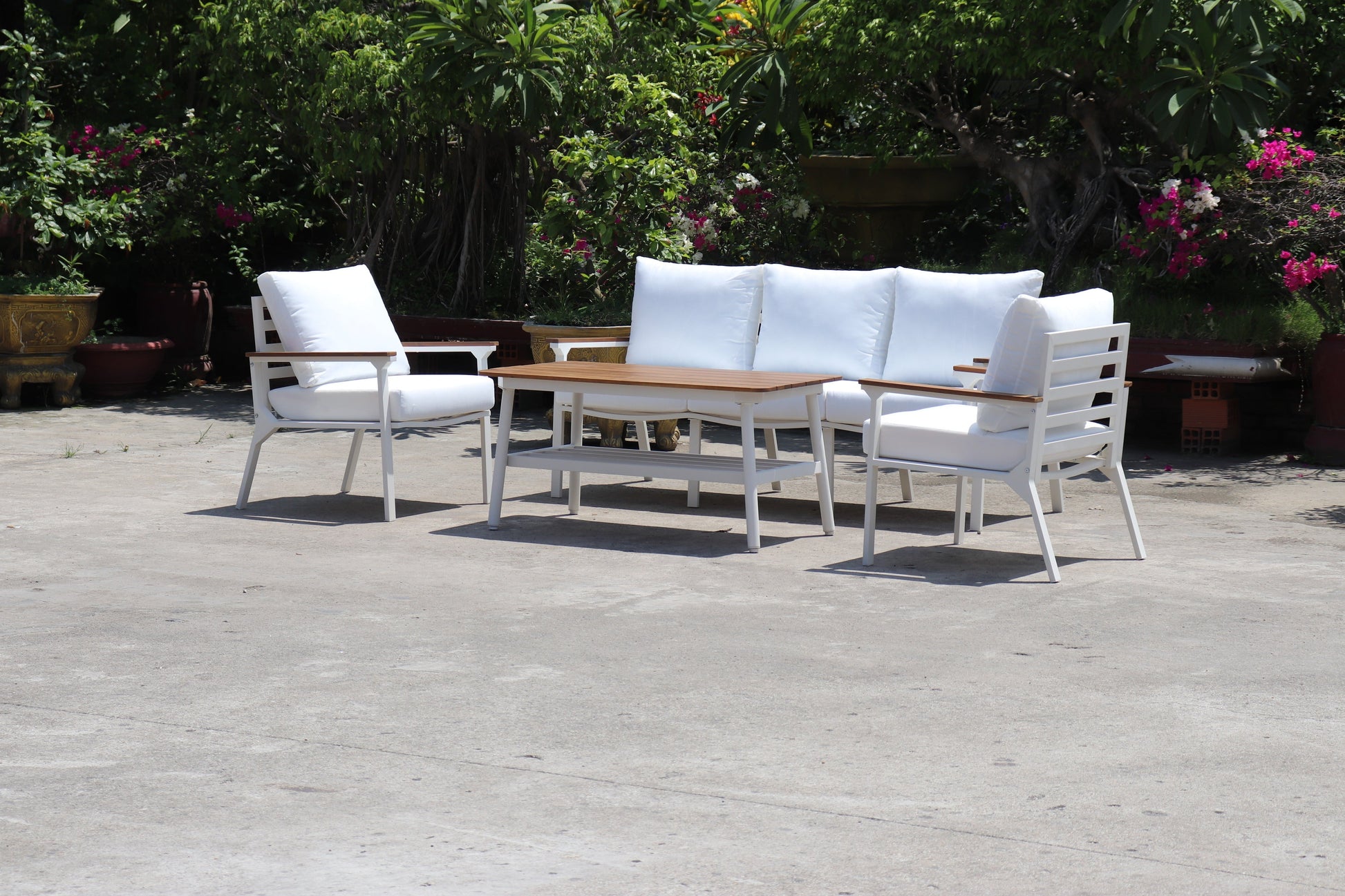 Zurich 4-Piece Aluminium Outdoor Lounge Setting — WHITE