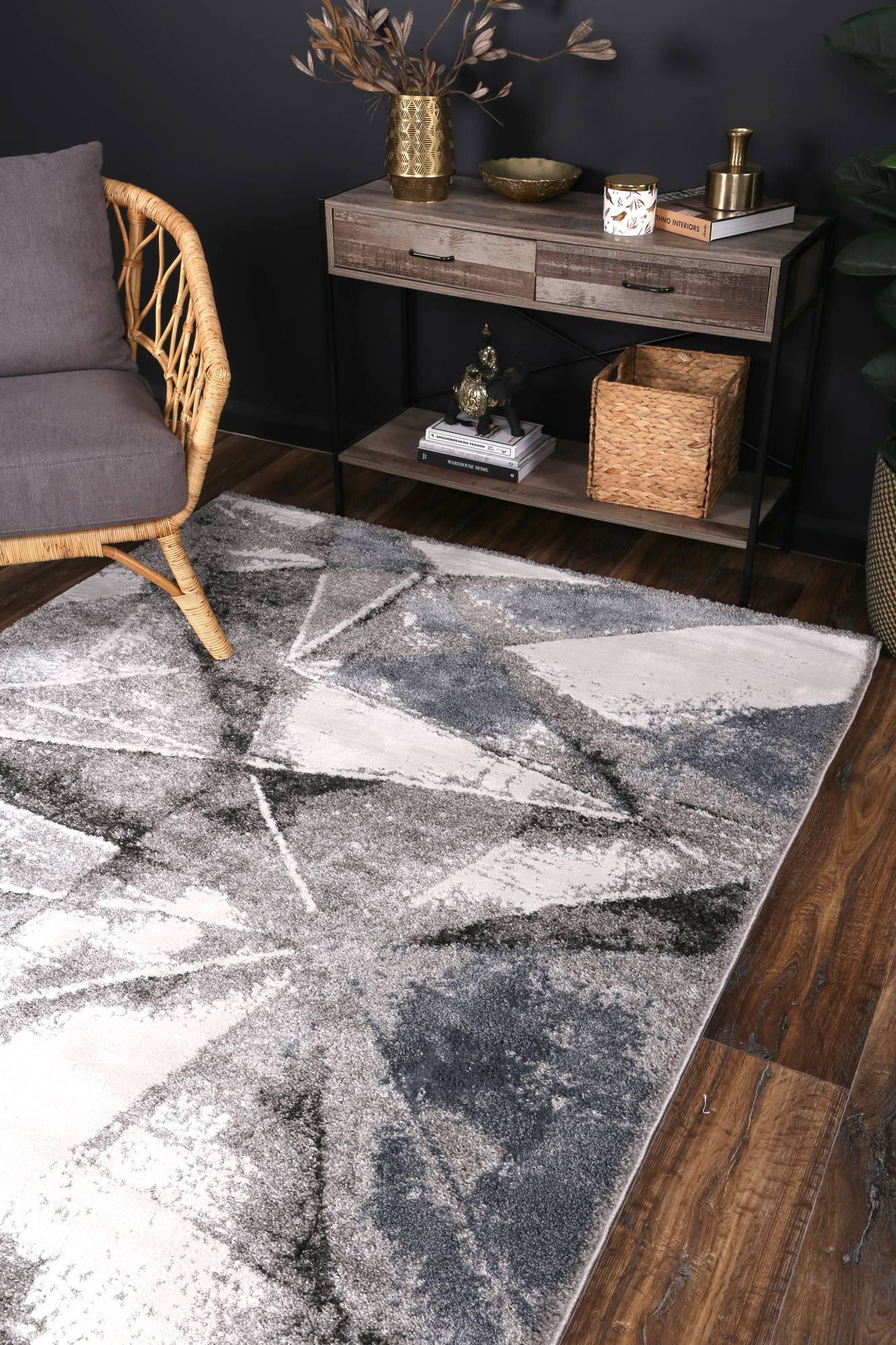 Yuzil Multi Triangle Abstract Rug