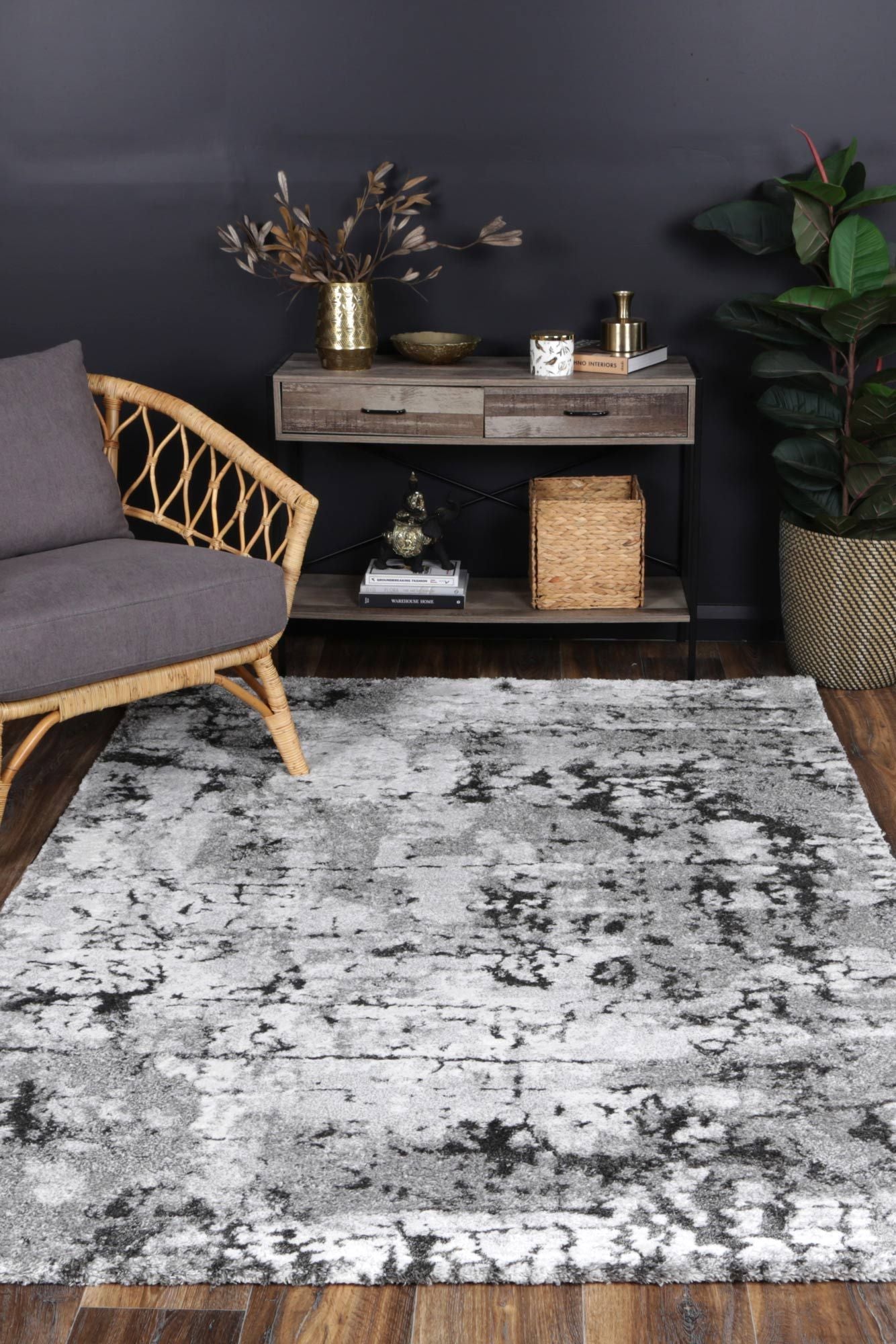 Yuzil Dark Grey Transitional Floral Rug