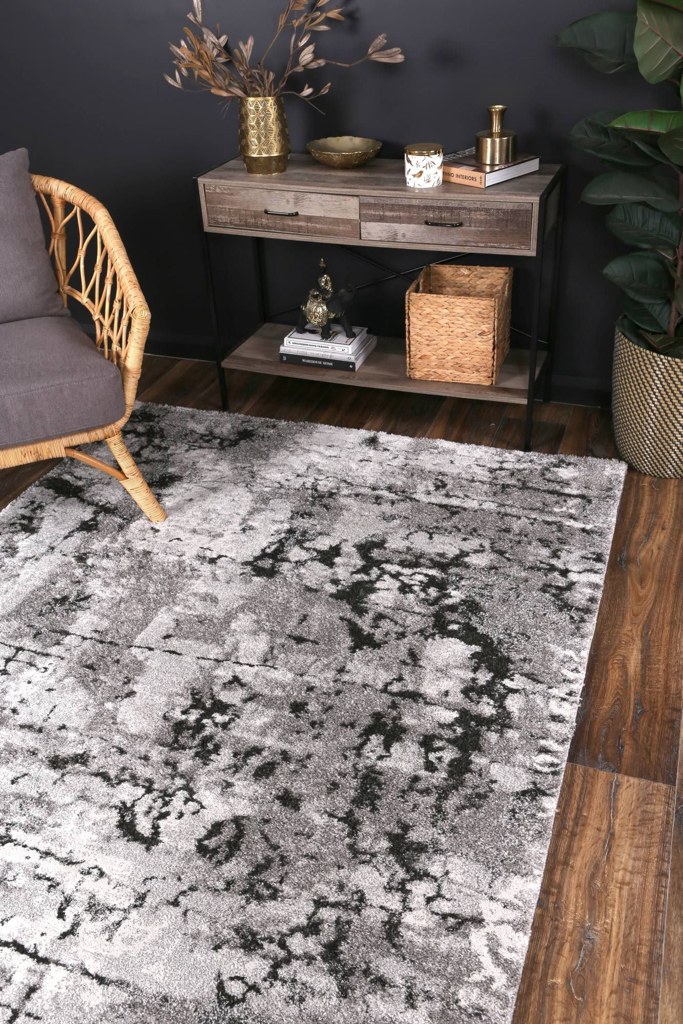 Yuzil Dark Grey Transitional Floral Rug