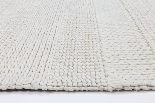 Zayna Grace White Wool Blend Rug